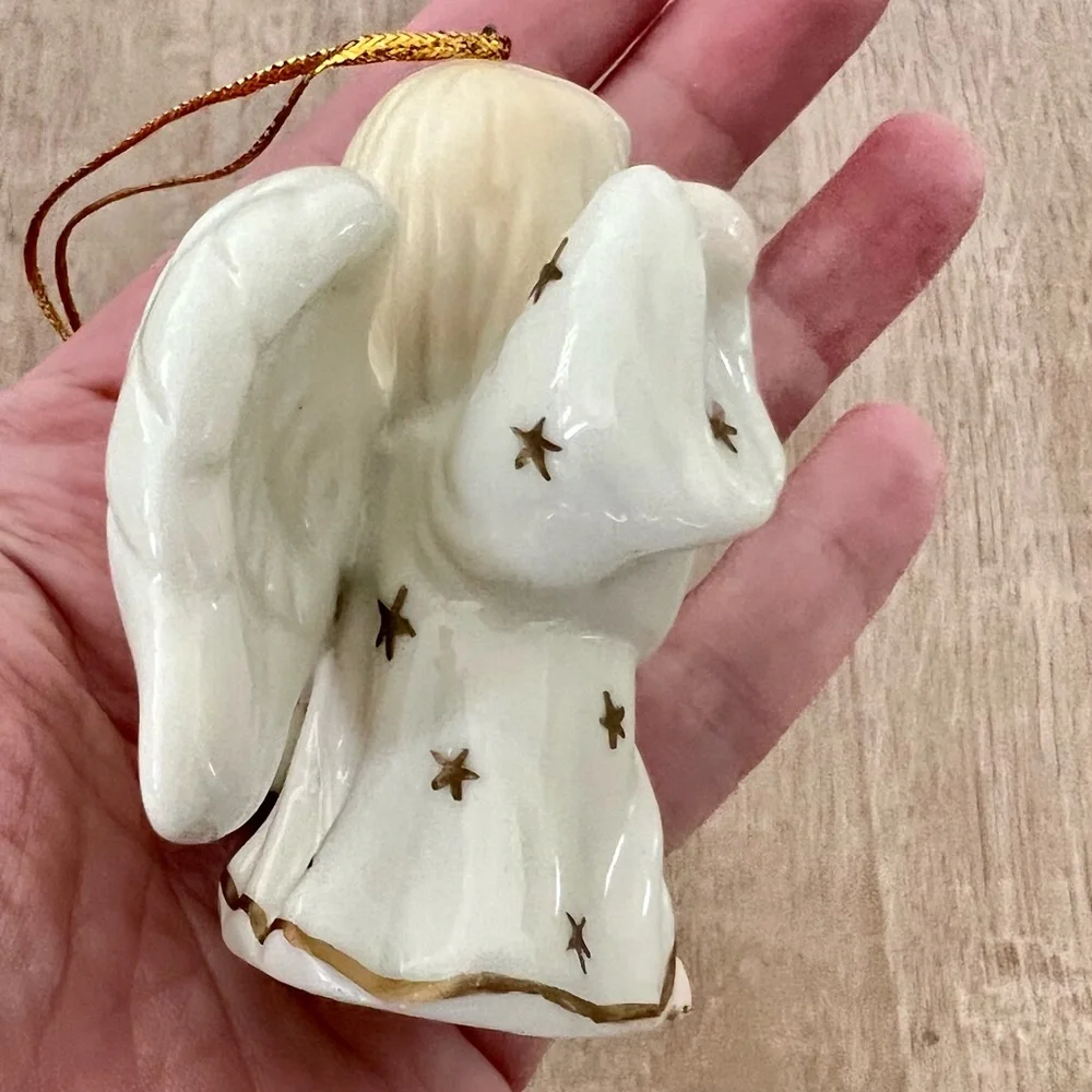NIB Vintage‎ 2002 Porcelain Angle Christmas Holiday Ornament - Peace